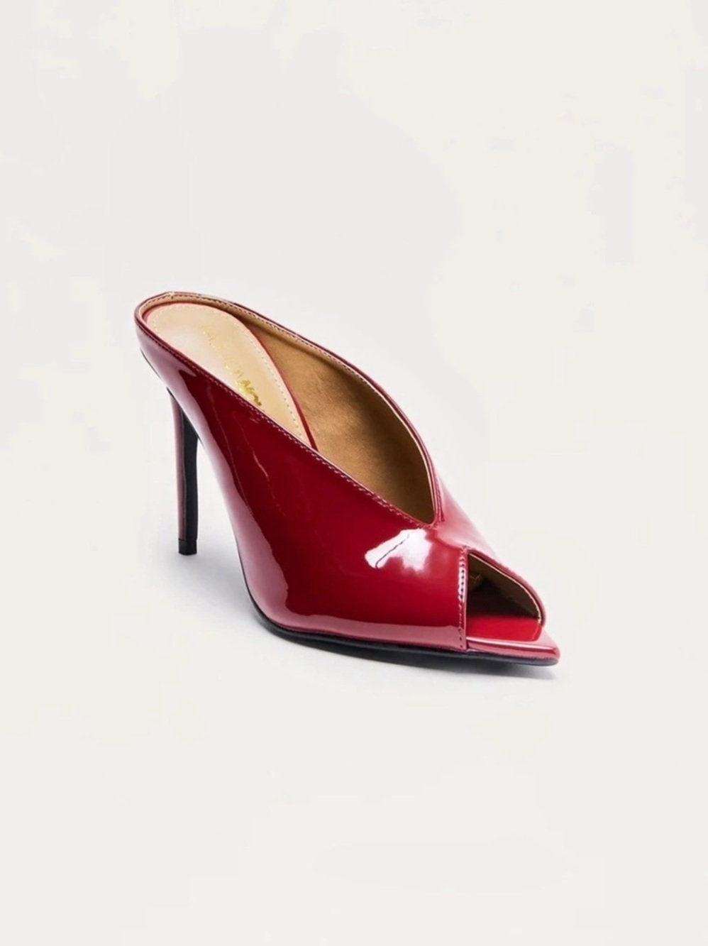 Fashion Nova 
Patent Pointed Toe Mules in Red